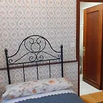 Uria 25 Oda ve Kahvaltı 4*