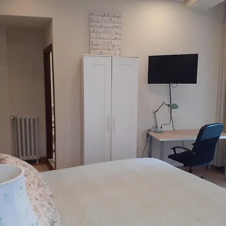 Couette-café Uria 25 4*