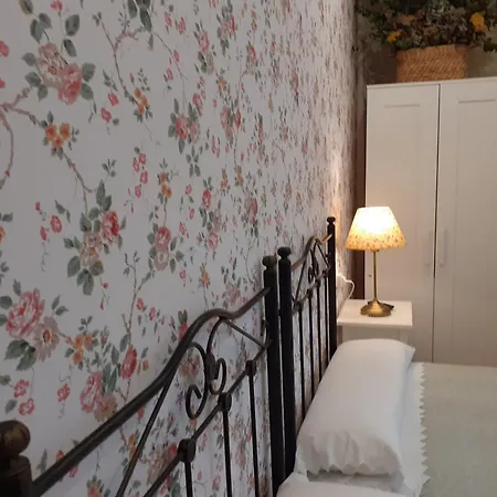 Bed & Breakfast Uria 25 4*