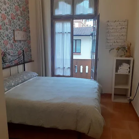 Alojamento de Acomodação e Pequeno-almoço Uría 25 Oviedo