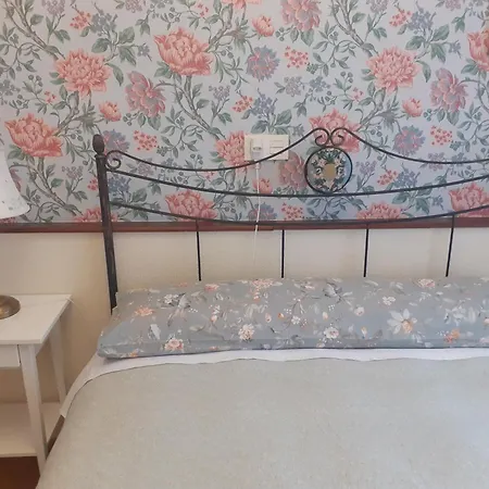 Bed & Breakfast Uria 25 4*