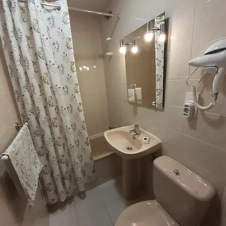 Uria 25 Bed & Breakfast Oviedo