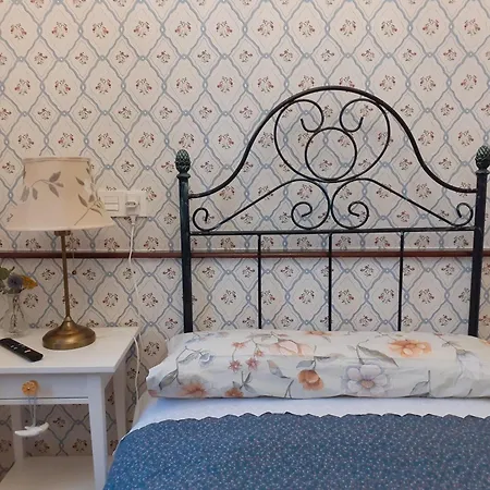 Bed & Breakfast Uria 25 *