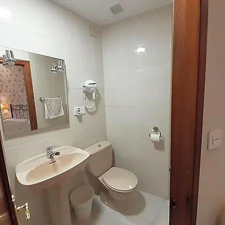 Uria 25 Panzió 4*