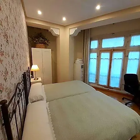 Uria 25 Panzió 4*