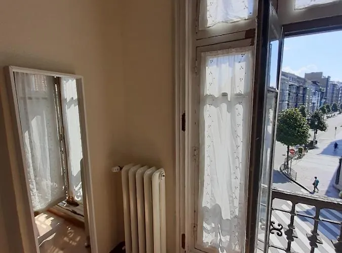 Uria 25 4* 奥维耶多