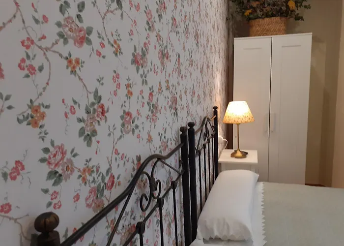 Bed and breakfast Uría 25 4*